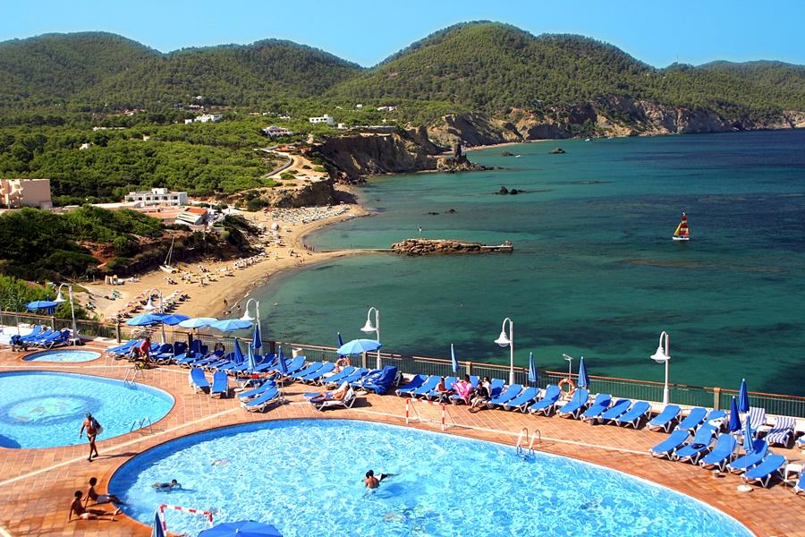 Invisa Hotel Club Cala Blanca Playa DPlaya Des Figueral Servizi foto